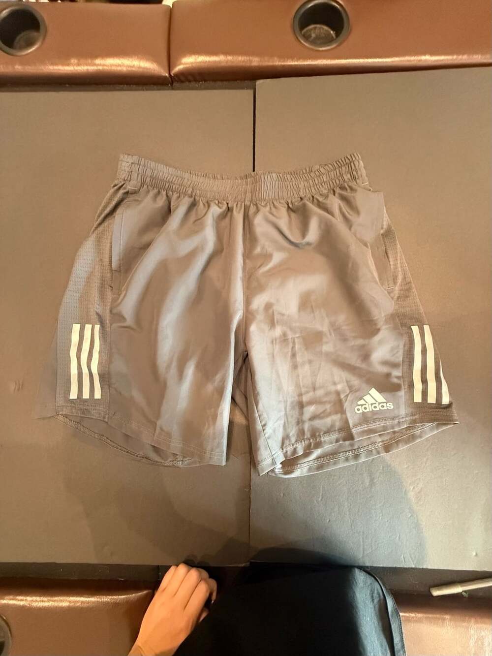Adidas Own The Run Shorts Size L 7"